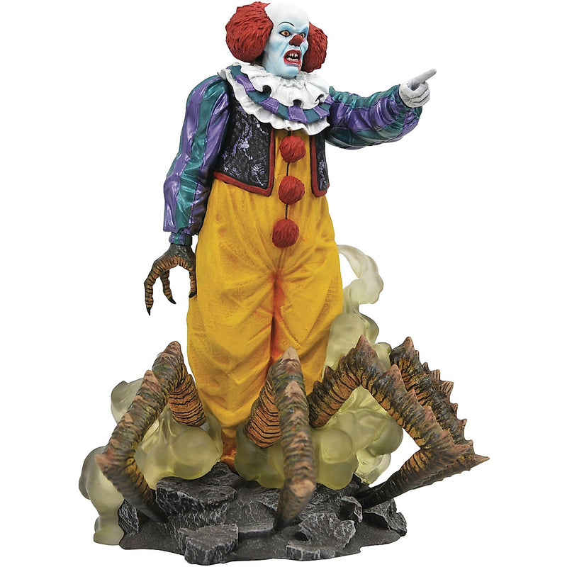 IT Pennywise 1990 - Diamond Gallery Figura 23 Cm