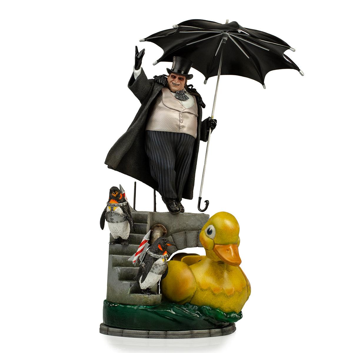 Batman Returns Penguin Deluxe Art Scale Statue